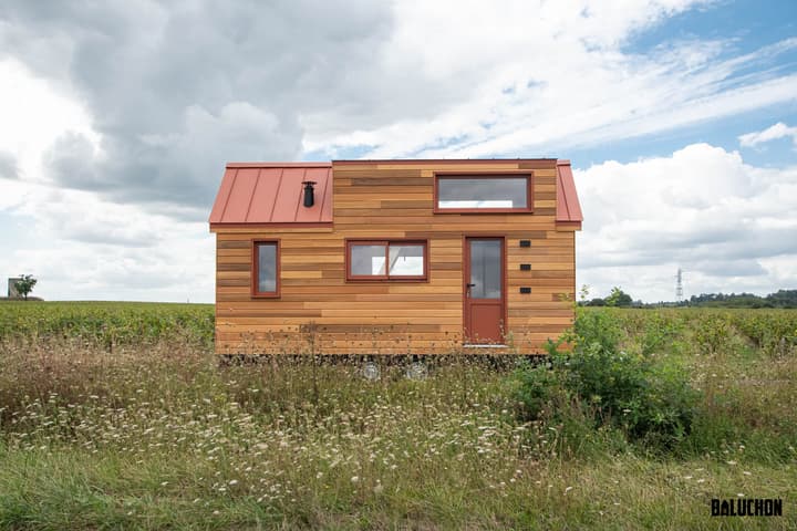 Leïla's tiny house is a comfortable and light-filled home for two that has a length of just 6 m (20 ft)