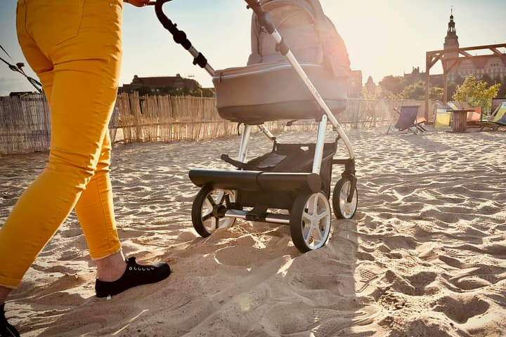 The Easy-Way kit (black, above rear wheels) gives existing strollers an electric boost