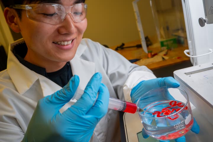 Postdoctoral scholar Donghwan Ji works with the PNIPAM 3D printing ink